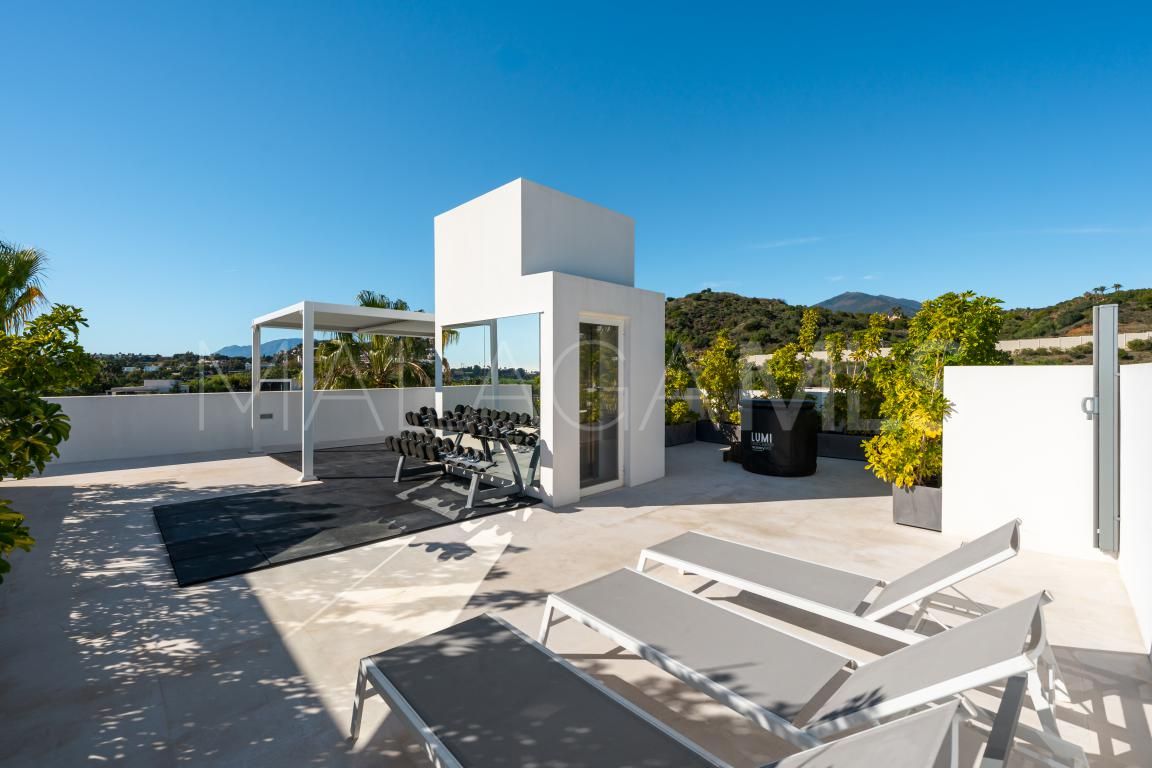 Villa with 6 bedrooms for sale in Nueva Andalucia