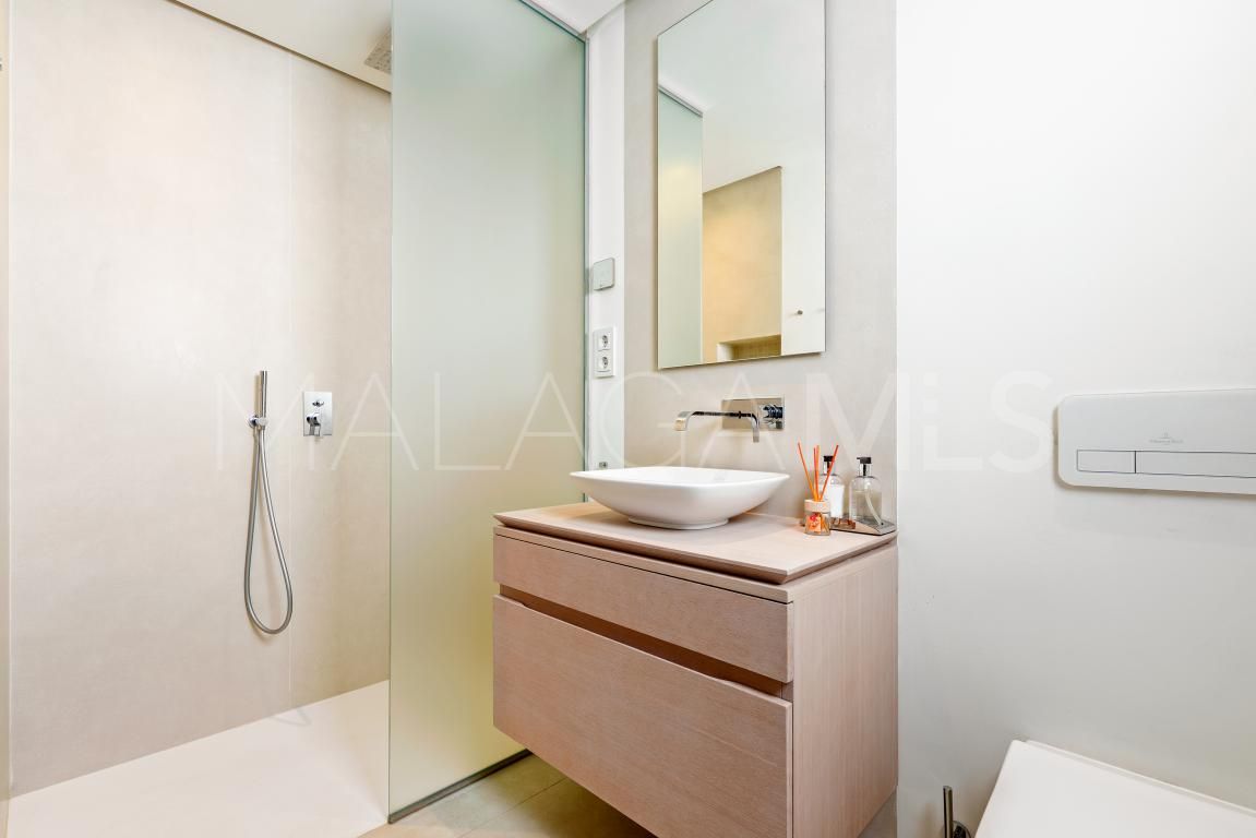 Duplex penthouse for sale in Aloha