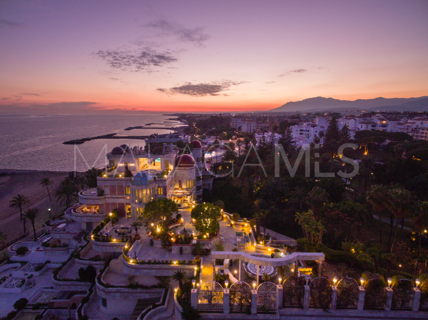 For sale Marbella - Puerto Banus 7 bedrooms triplex