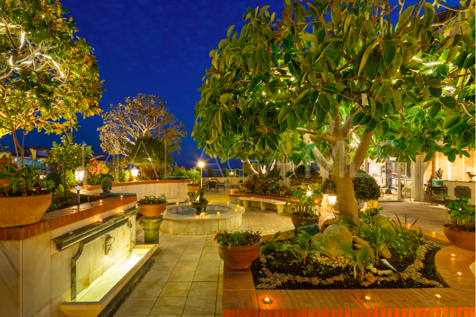 For sale Marbella - Puerto Banus 7 bedrooms triplex