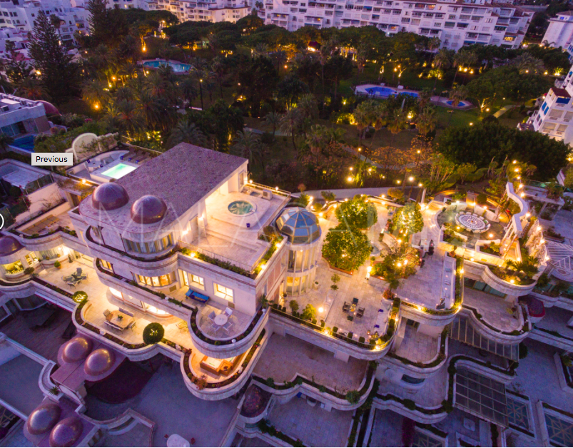 For sale Marbella - Puerto Banus 7 bedrooms triplex