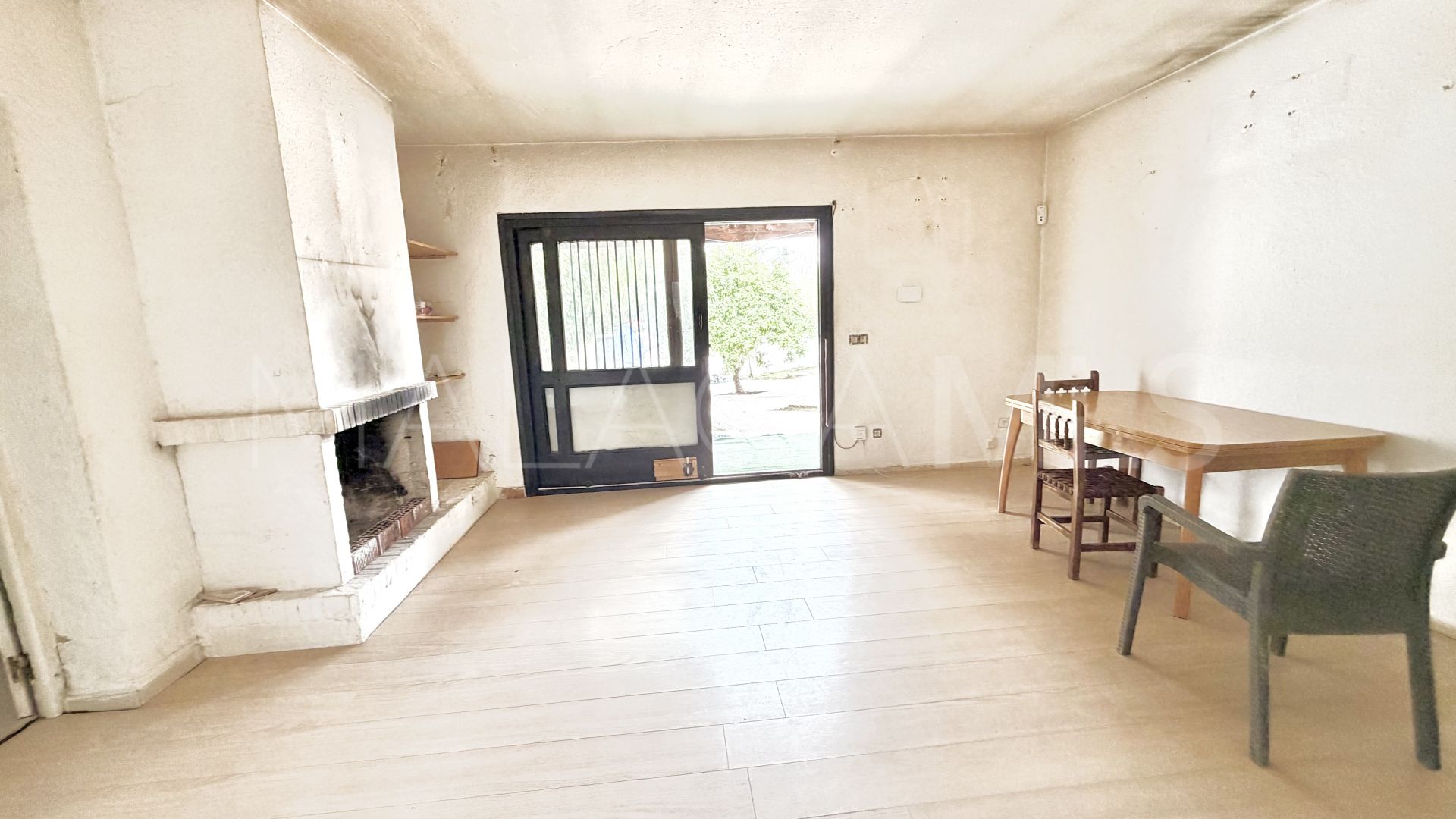 Villa for sale in Cancelada