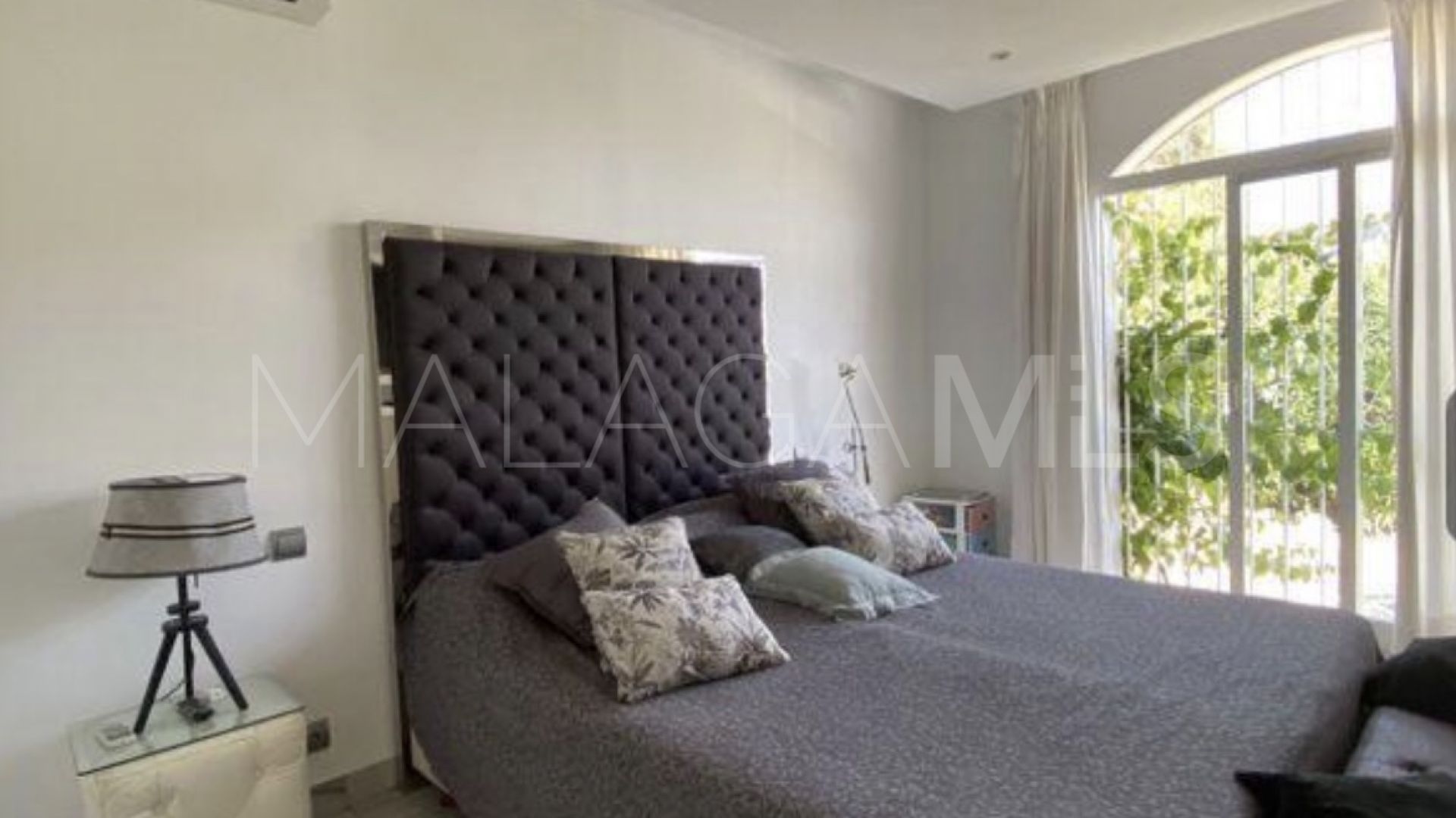 Villa for sale in El Paraiso