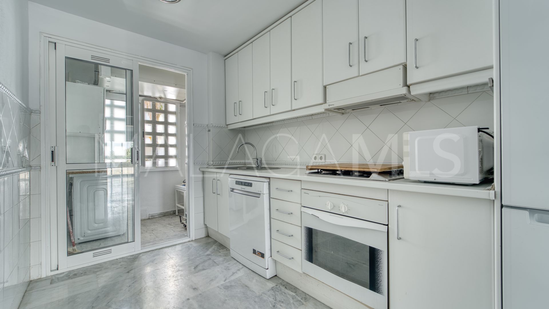 Guadalmina Baja, atico duplex de 5 bedrooms for sale