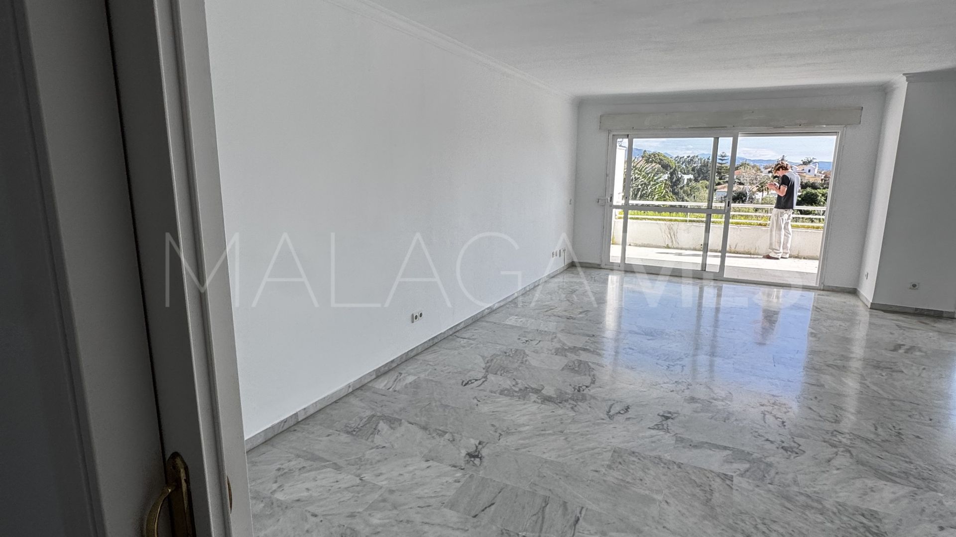 Guadalmina Baja, atico duplex de 5 bedrooms for sale