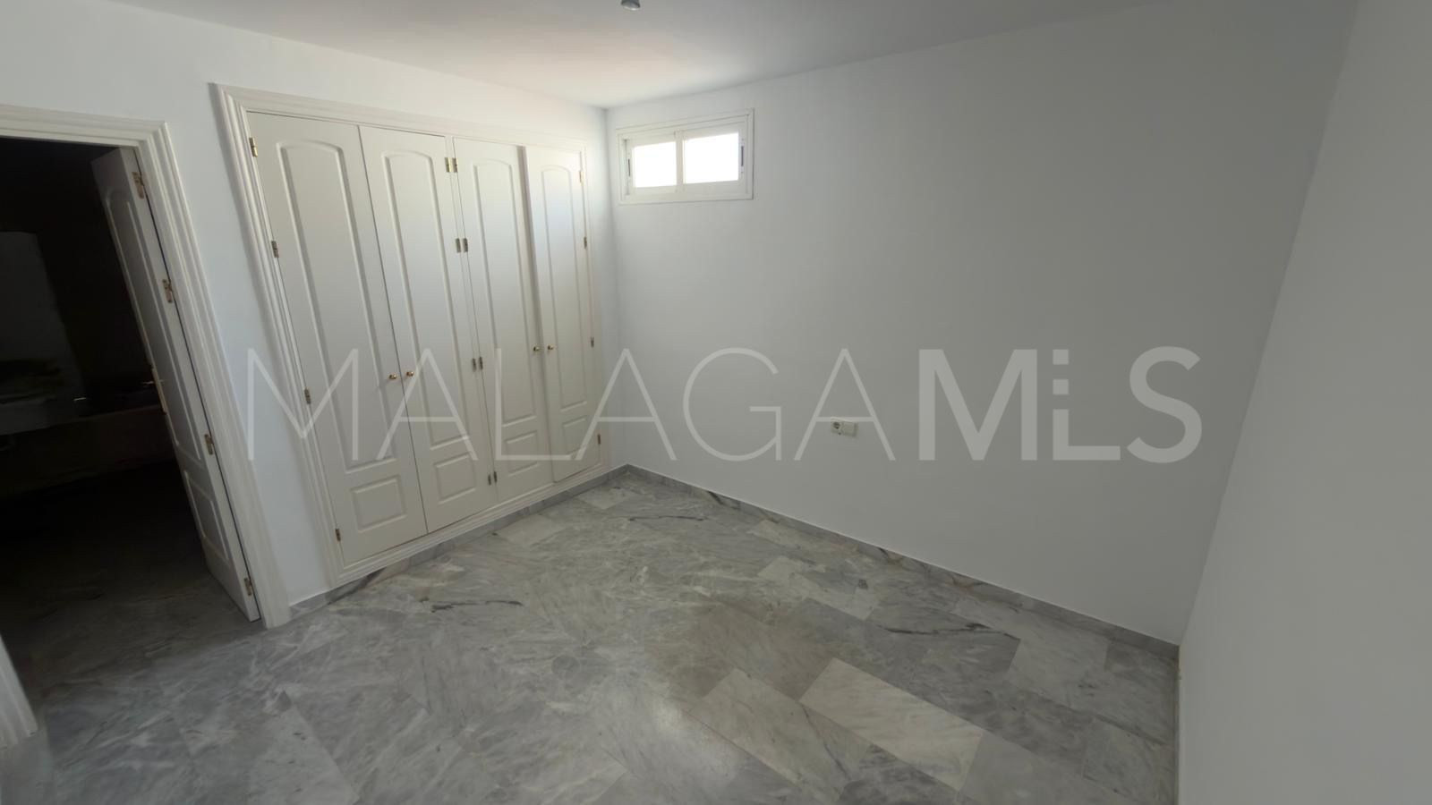 Guadalmina Baja, atico duplex de 5 bedrooms for sale