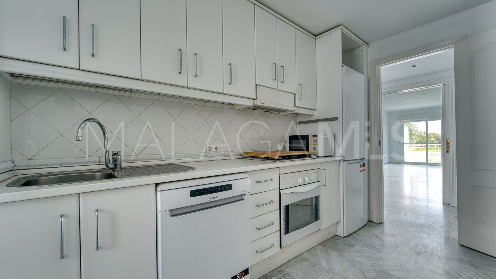 Guadalmina Baja, atico duplex de 5 bedrooms for sale