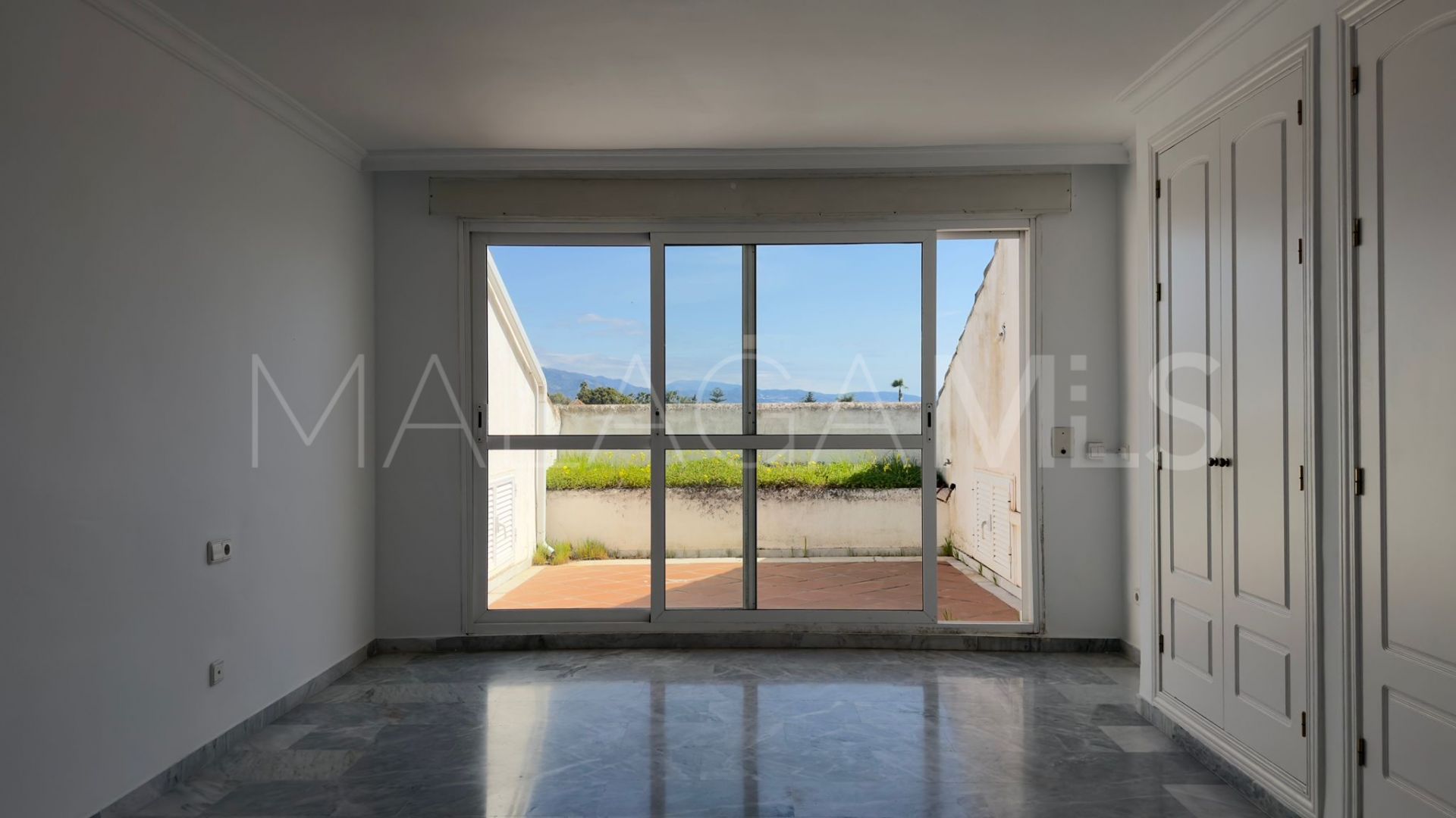 Guadalmina Baja, atico duplex de 5 bedrooms for sale