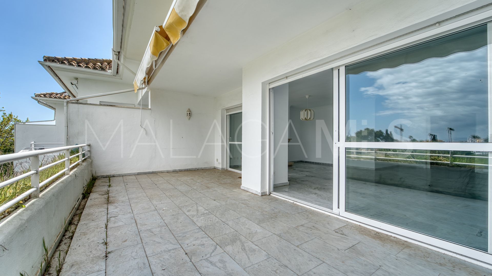 Guadalmina Baja, atico duplex de 5 bedrooms for sale