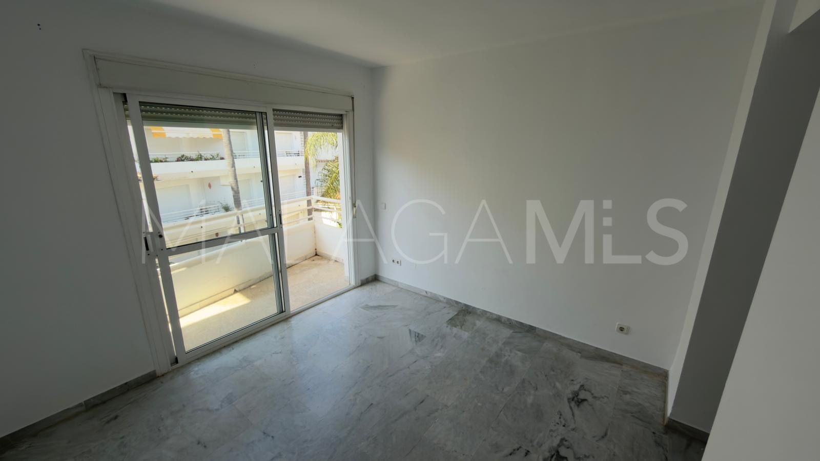 Guadalmina Baja, atico duplex de 5 bedrooms for sale