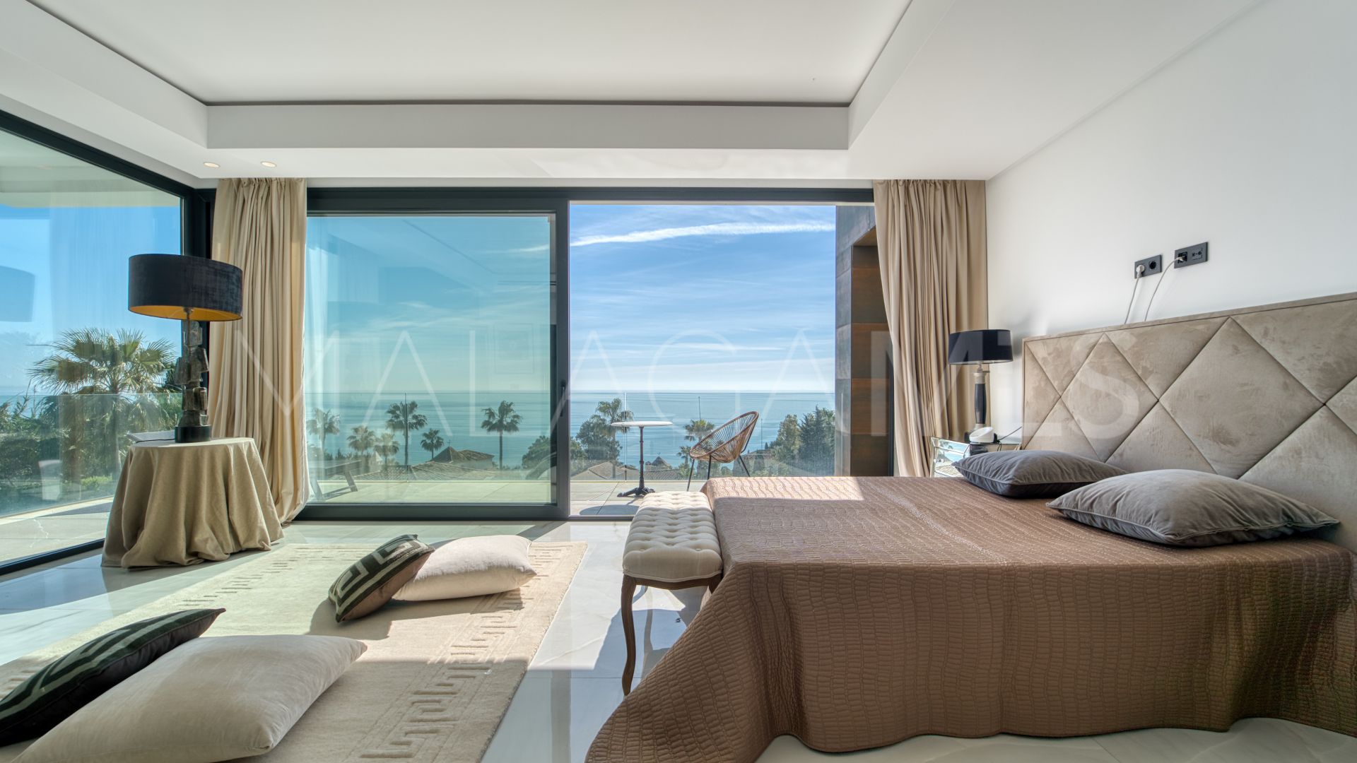 4 bedrooms villa in Chullera for sale