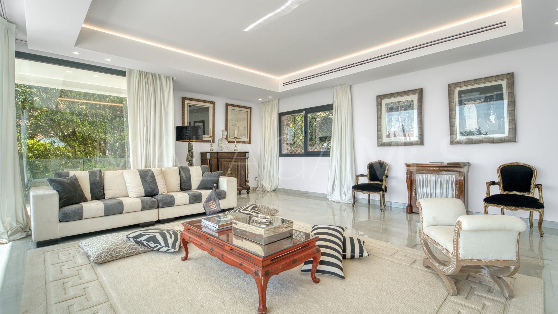 4 bedrooms villa in Chullera for sale