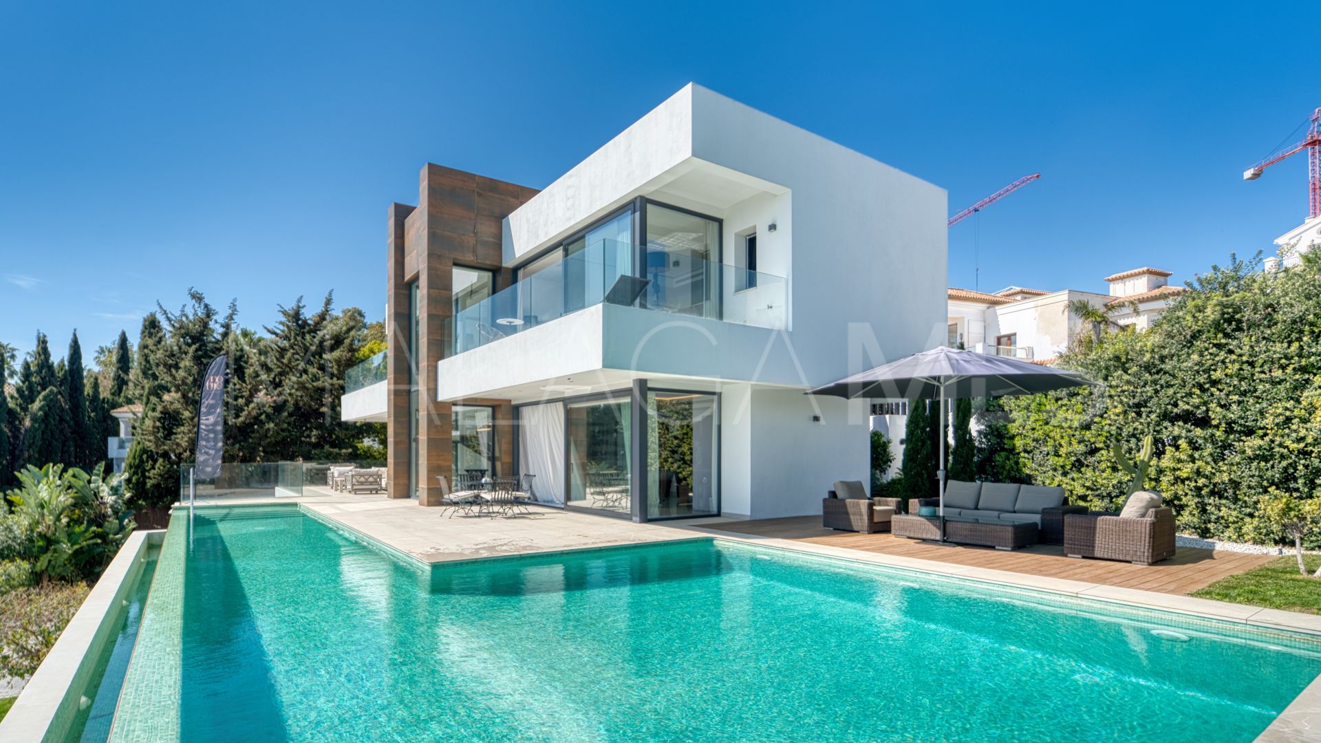 4 bedrooms villa in Chullera for sale