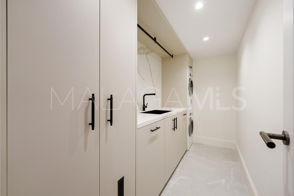 Benahavis, villa with 5 bedrooms for sale