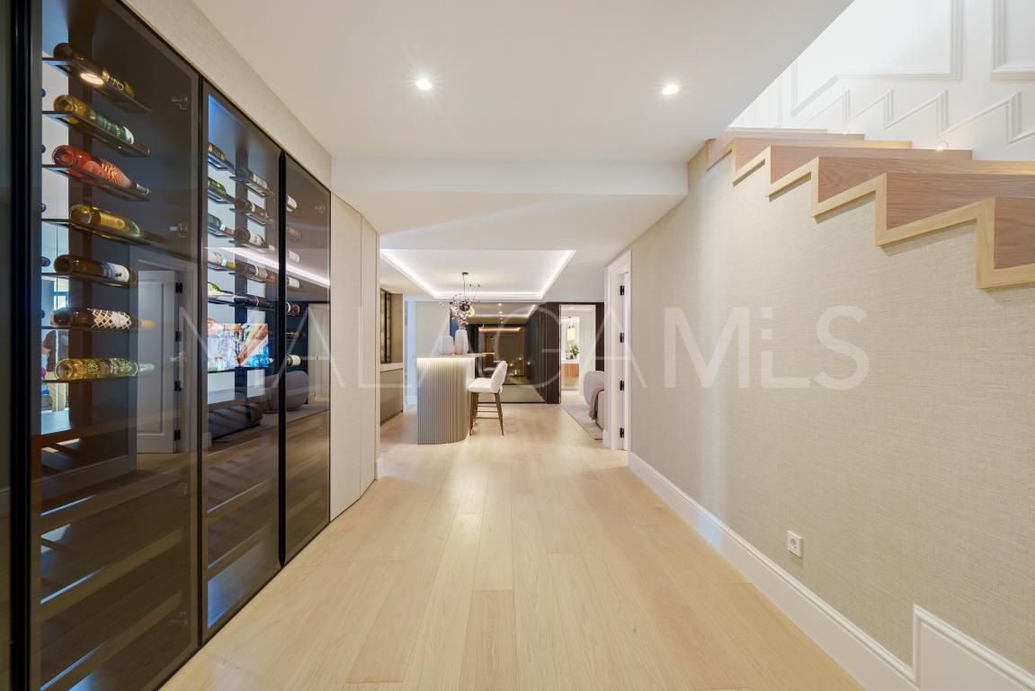 Benahavis, villa with 5 bedrooms for sale