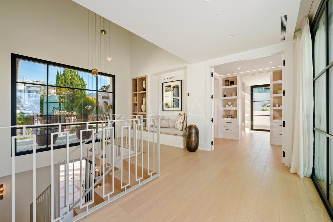 Benahavis, villa with 5 bedrooms for sale