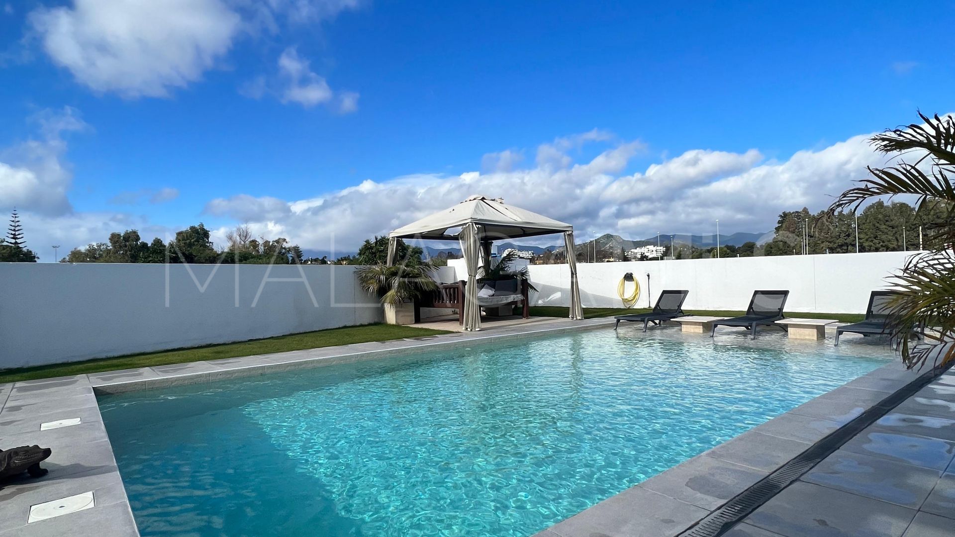 Villa for sale in San Pedro de Alcantara