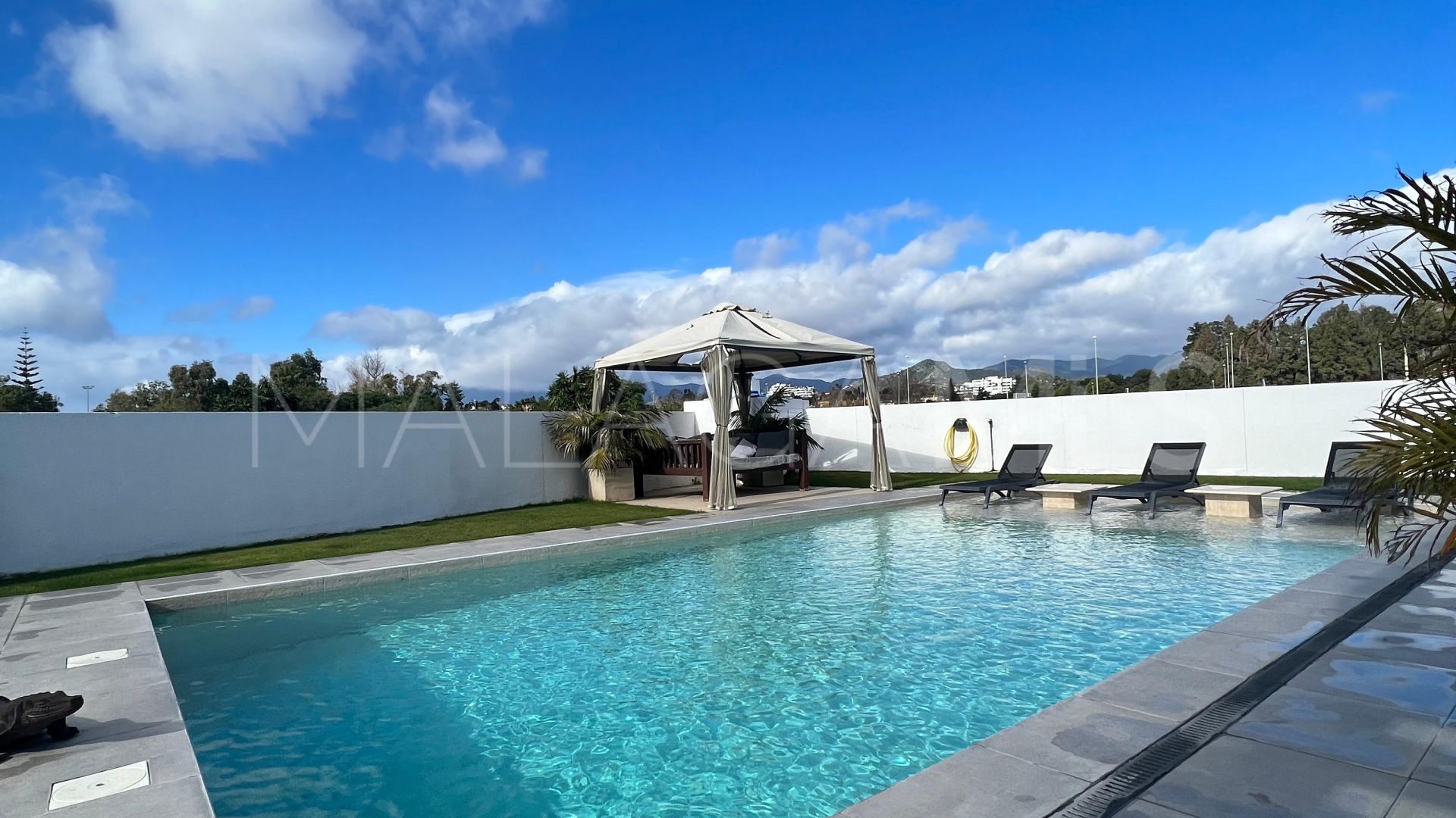 Villa for sale in San Pedro de Alcantara