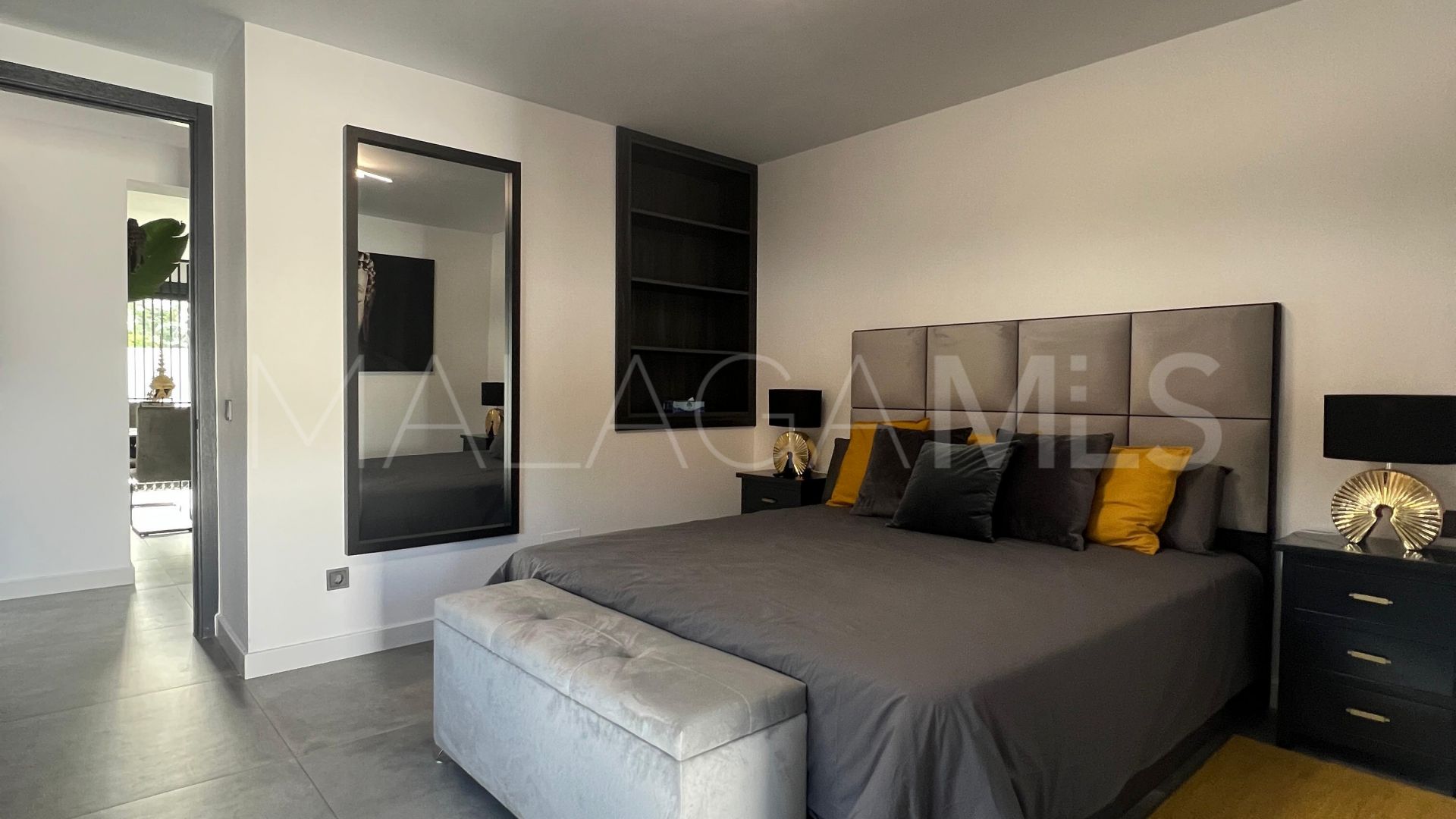 Villa for sale in San Pedro de Alcantara