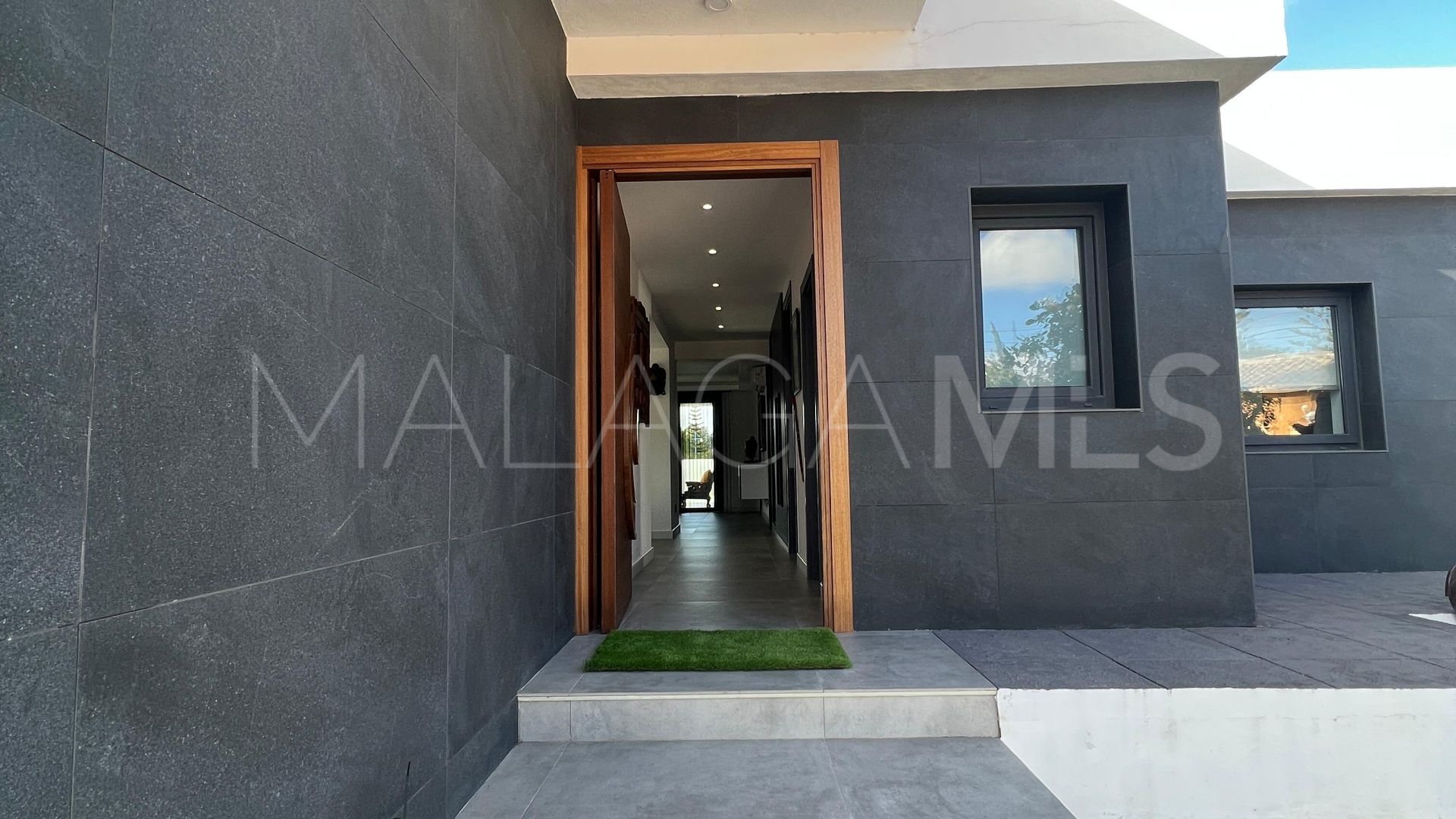 Villa for sale in San Pedro de Alcantara