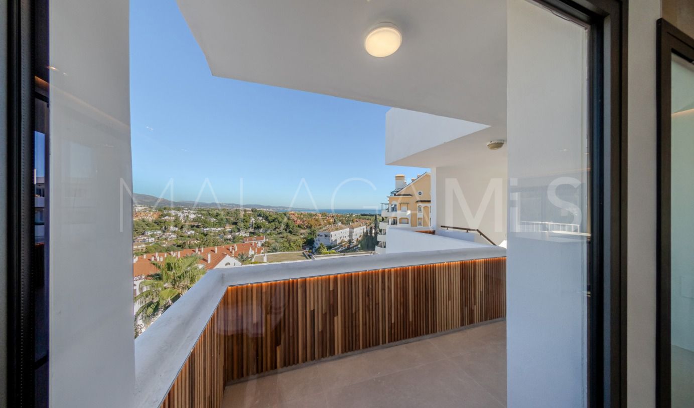 Takvåning for sale in Nueva Andalucia