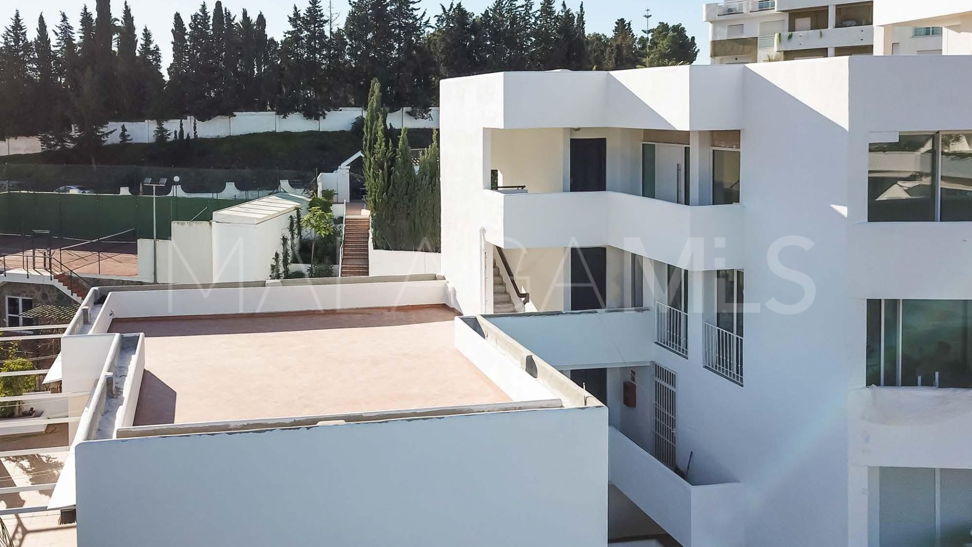 Takvåning for sale in Nueva Andalucia