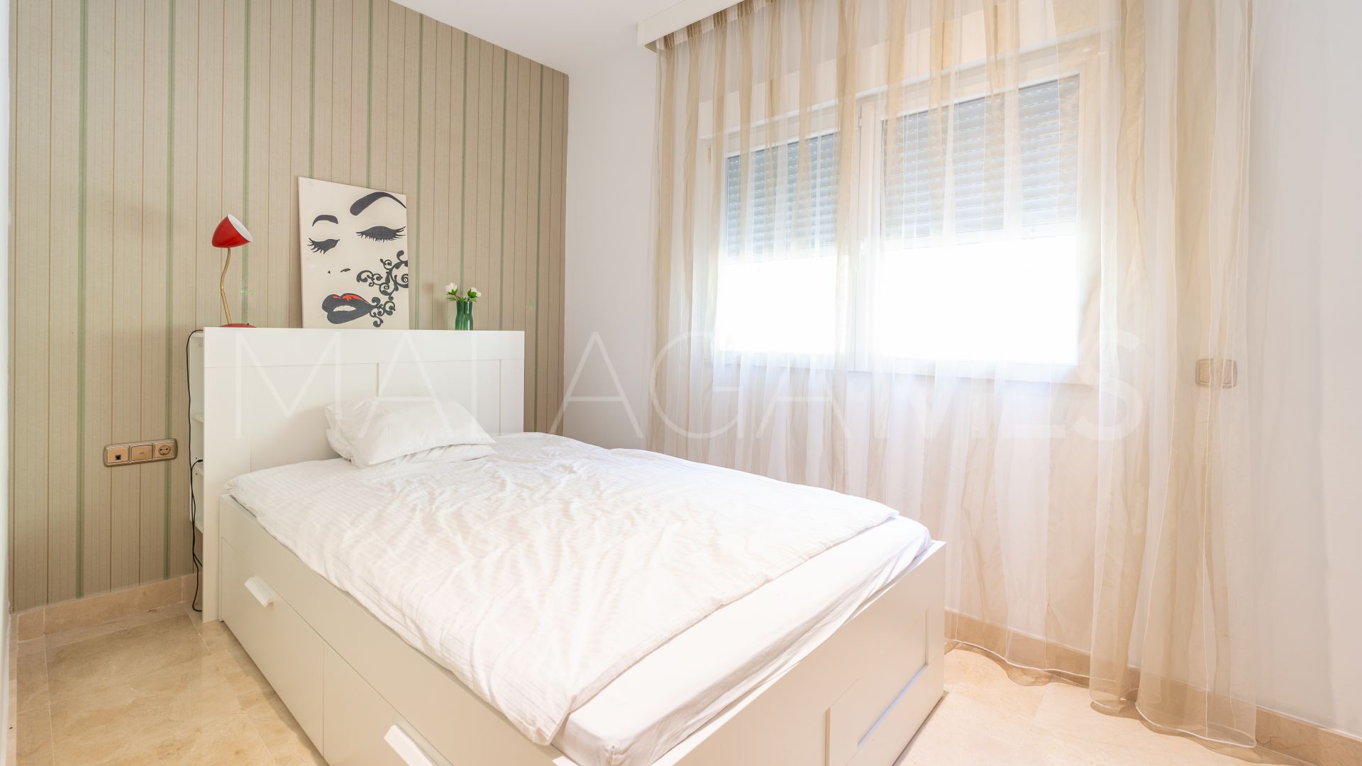 Villa for sale in Guadalmina Baja