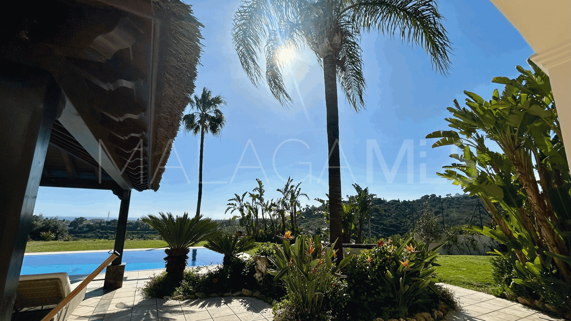 Villa for sale in Estepona