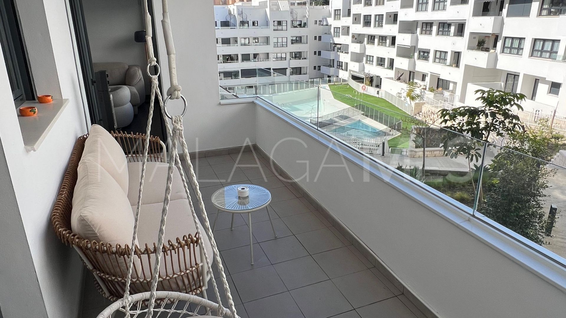 3 bedrooms apartment in Estepona for sale