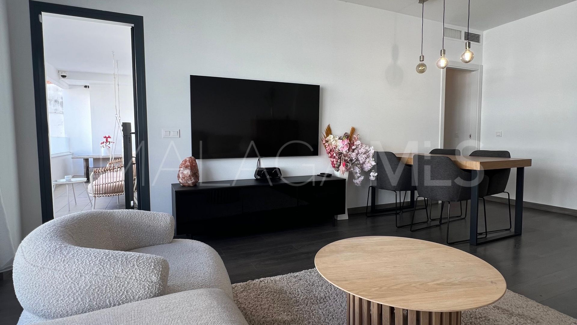 3 bedrooms apartment in Estepona for sale