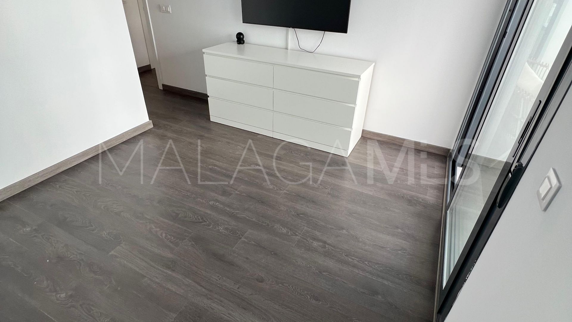 3 bedrooms apartment in Estepona for sale