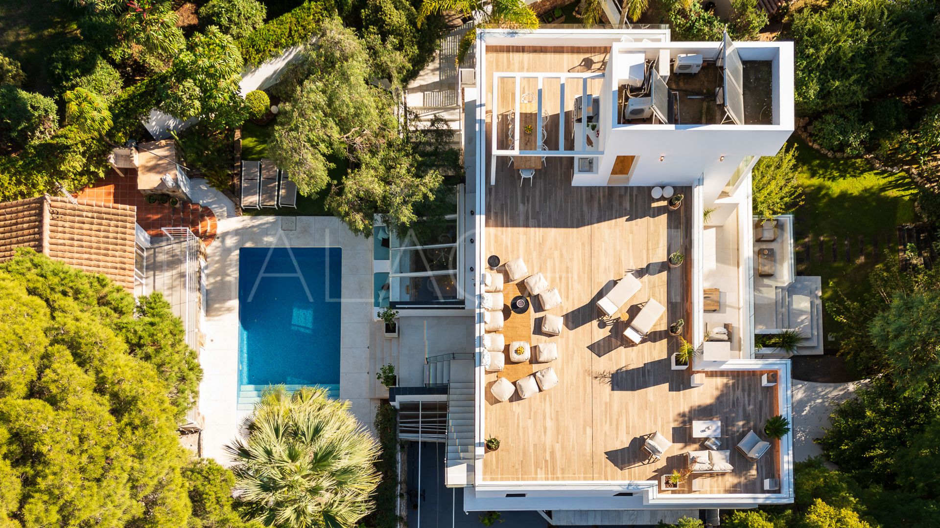 Nueva Andalucia, villa de 6 bedrooms for sale