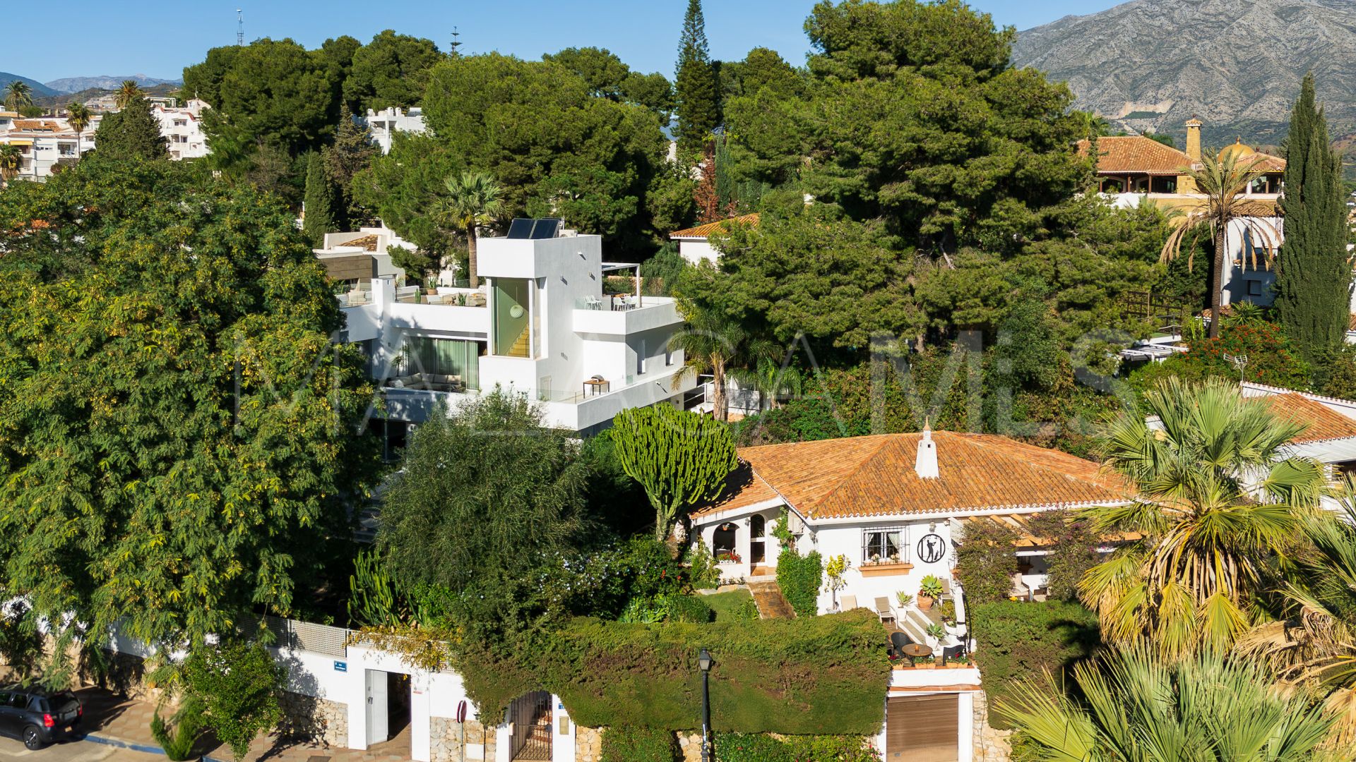 Nueva Andalucia, villa de 6 bedrooms for sale