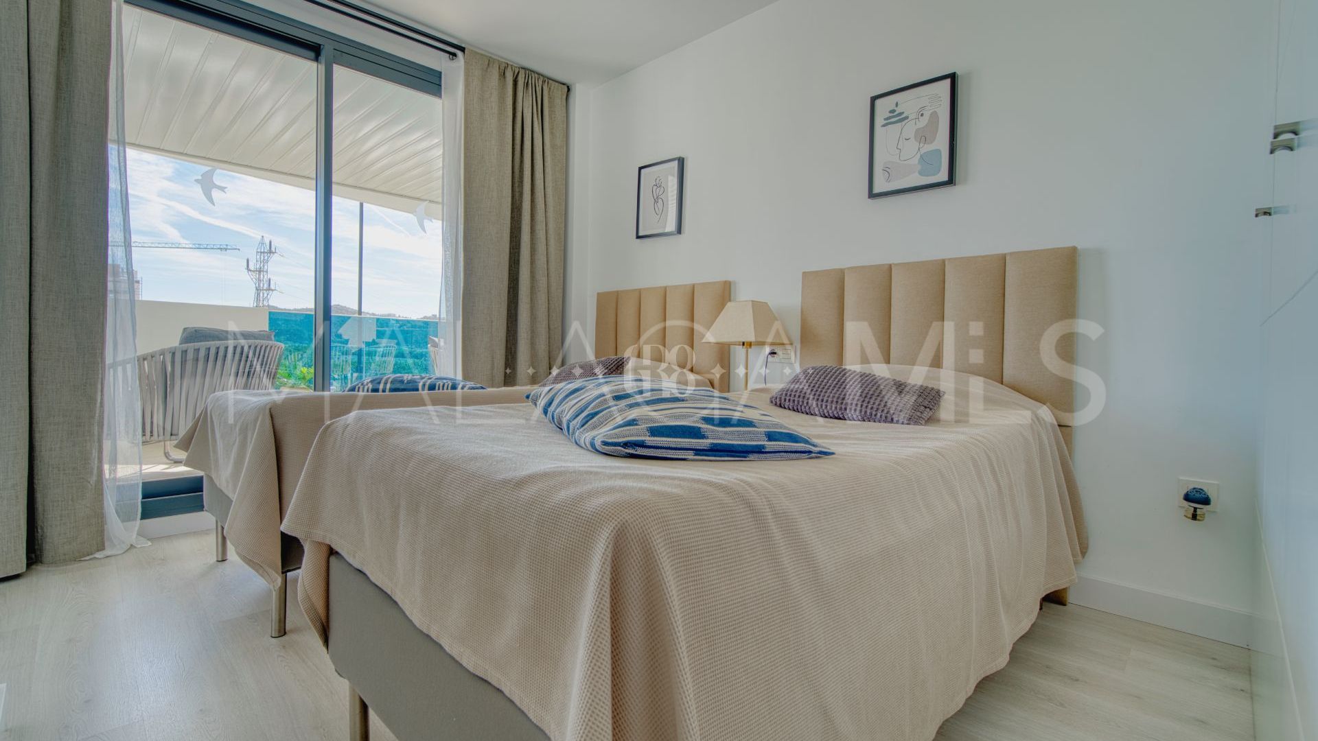 Las Lagunas 2 bedrooms apartment for sale