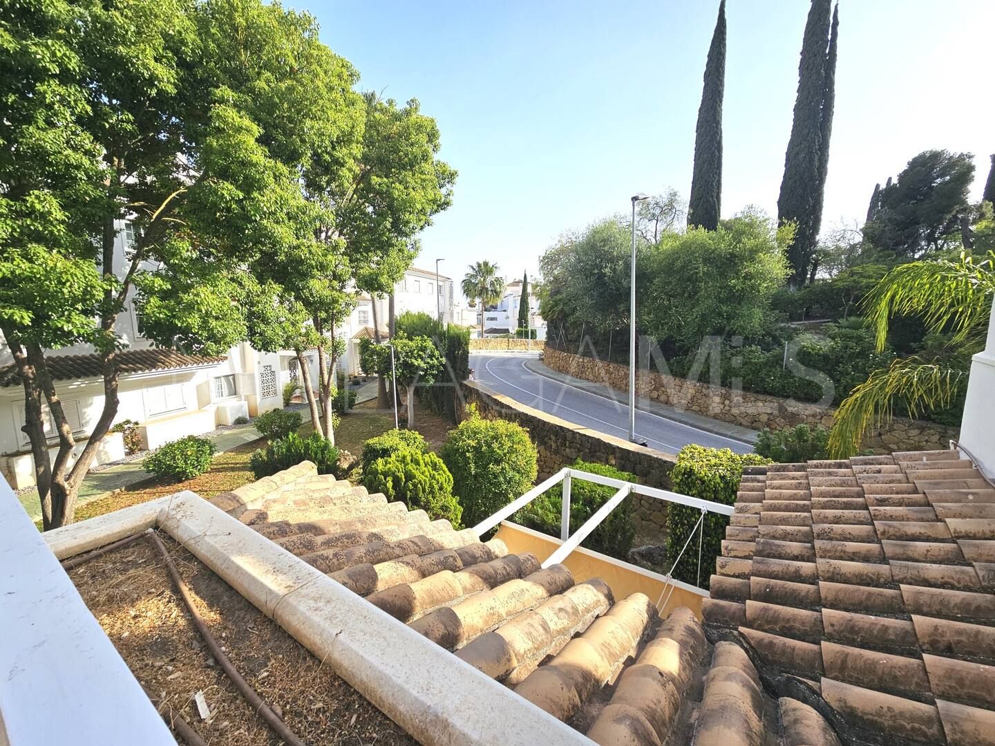 Duplex penthouse for sale in Las Lomas de Rio Real