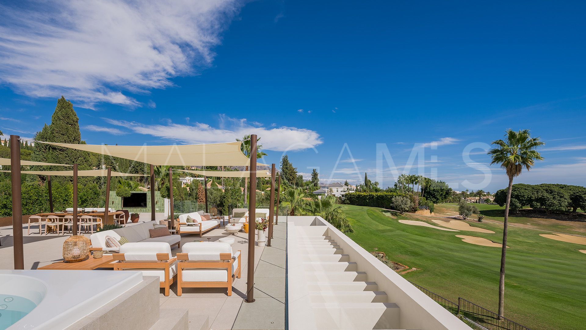Villa for sale in Los Naranjos Country Club