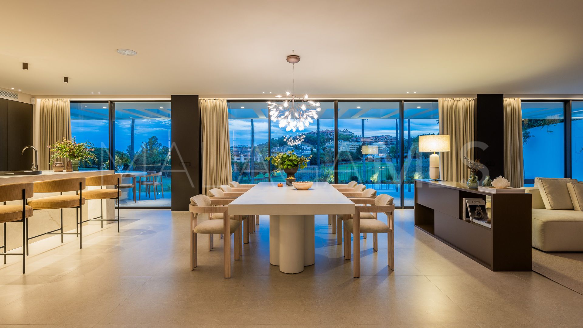 Villa for sale in Los Naranjos Country Club