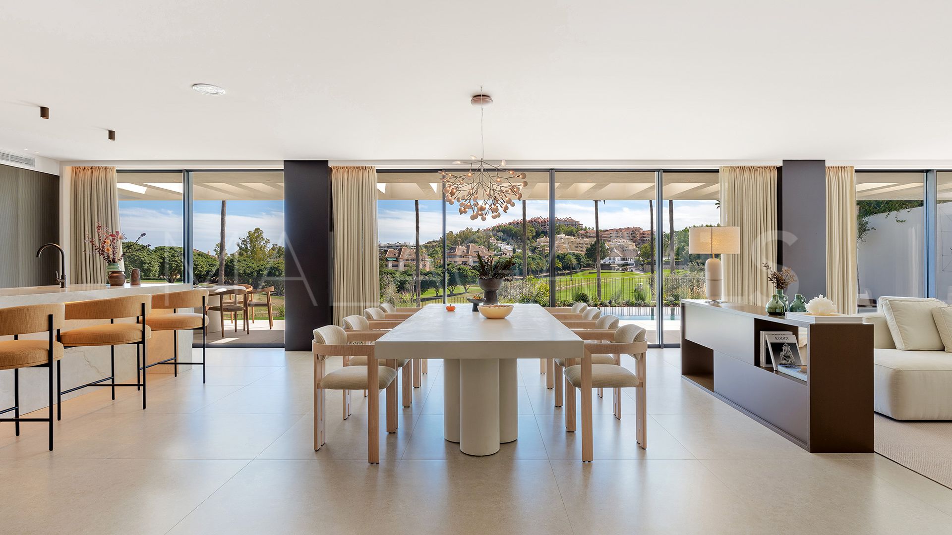 Villa for sale in Los Naranjos Country Club