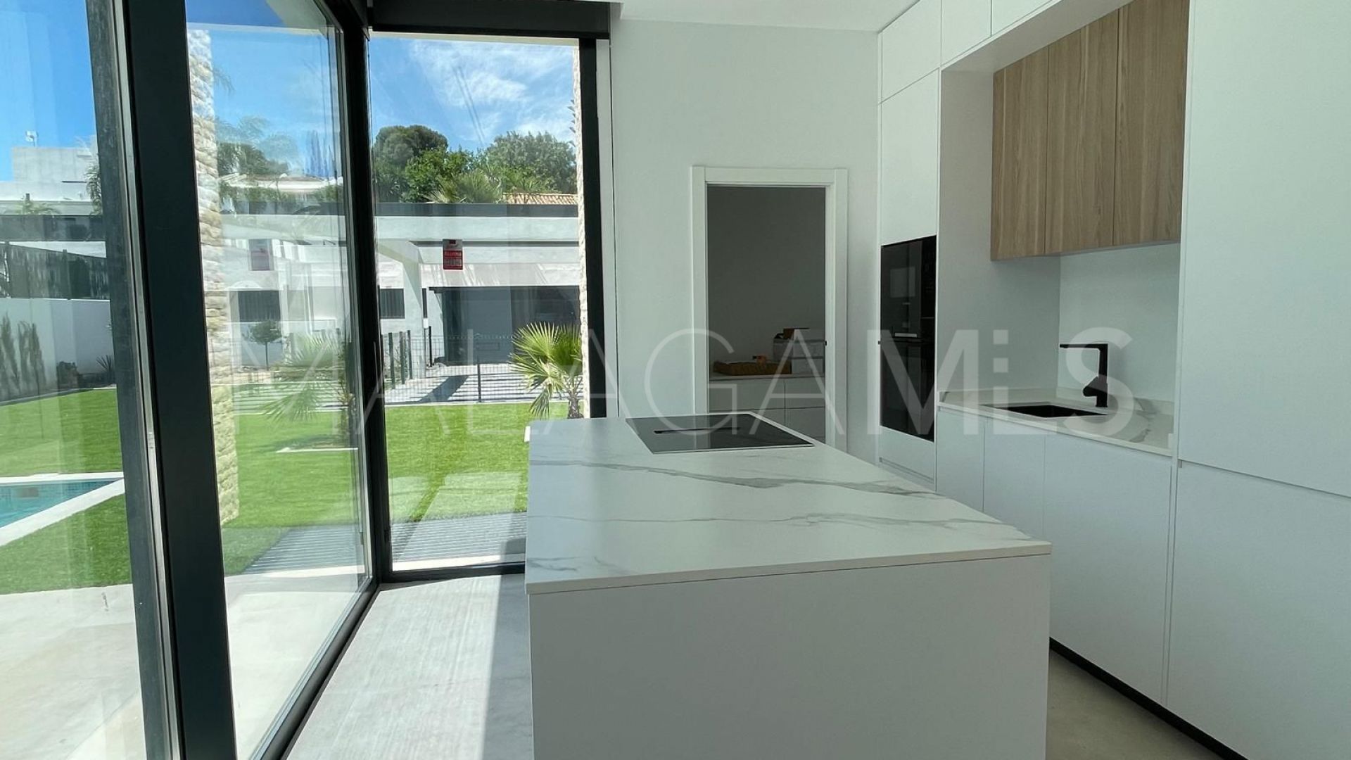 Villa for sale in Monte Biarritz