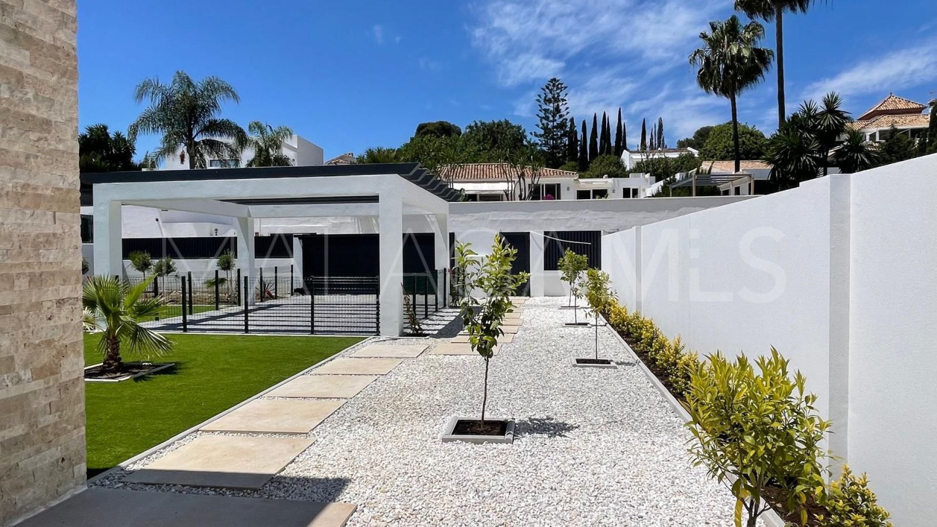Villa for sale in Monte Biarritz