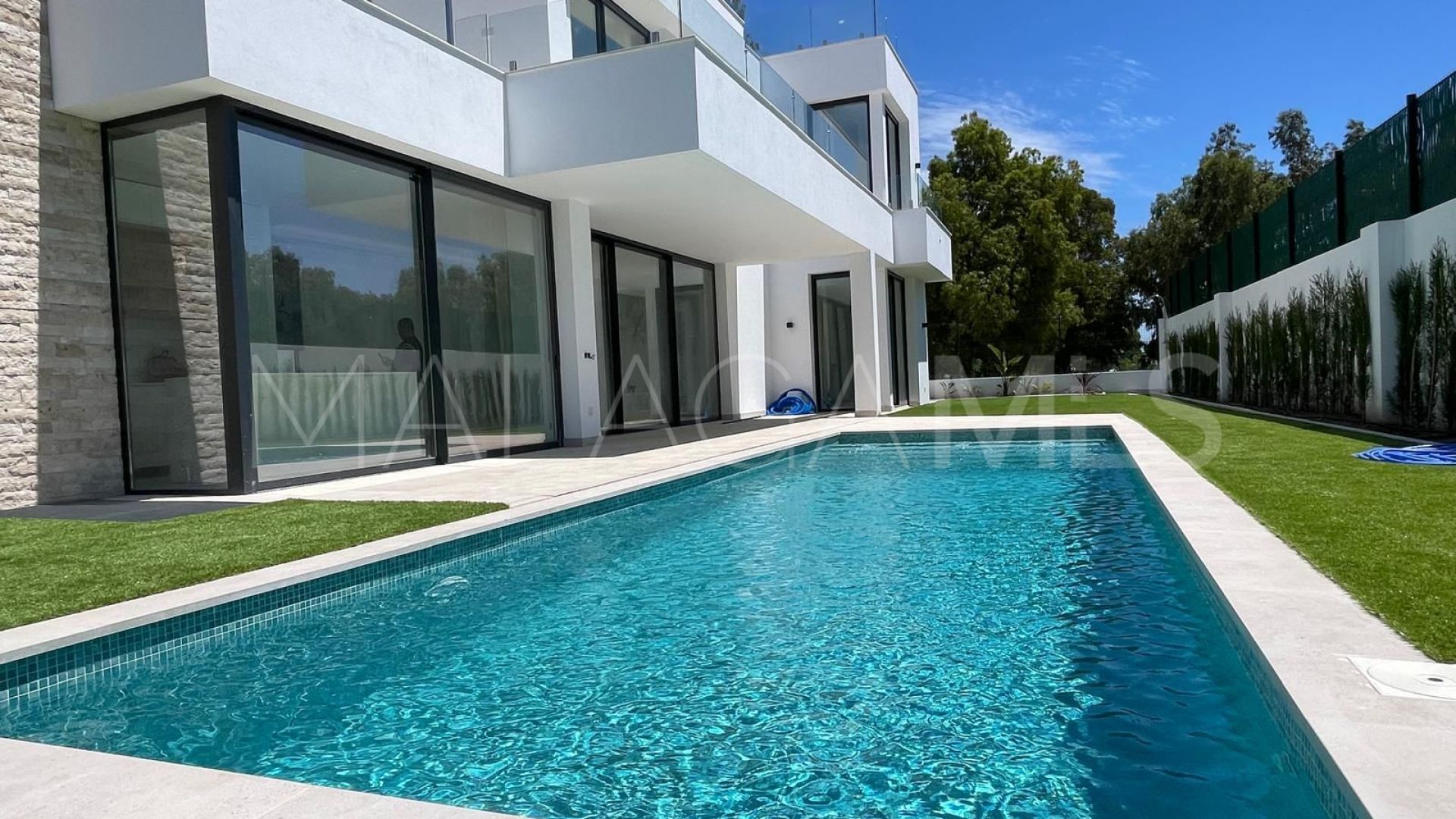 Villa for sale in Monte Biarritz