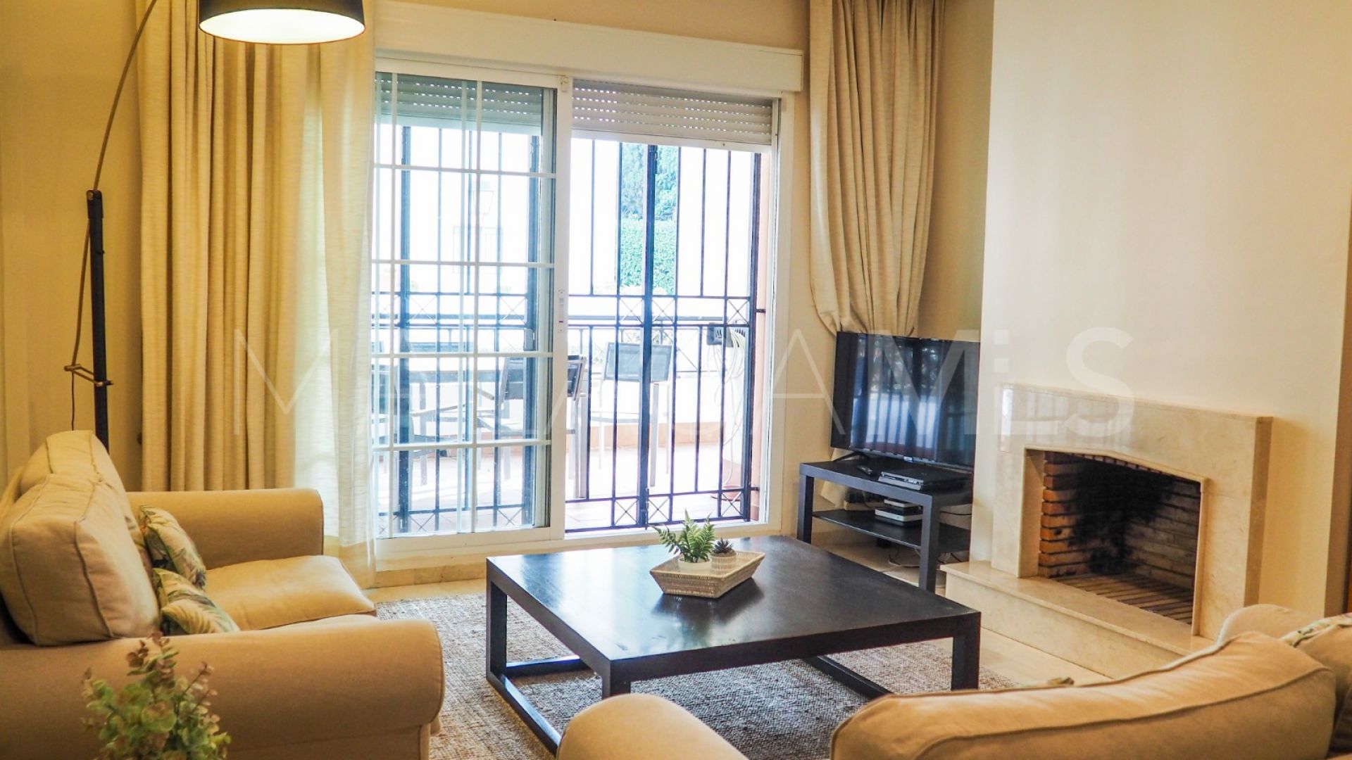 Ground floor apartment with 2 bedrooms for sale in River Garden