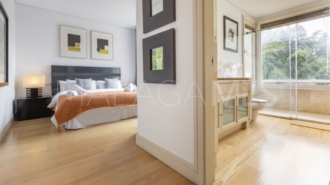 3 bedrooms duplex penthouse for sale in El Retiro de Nagüeles