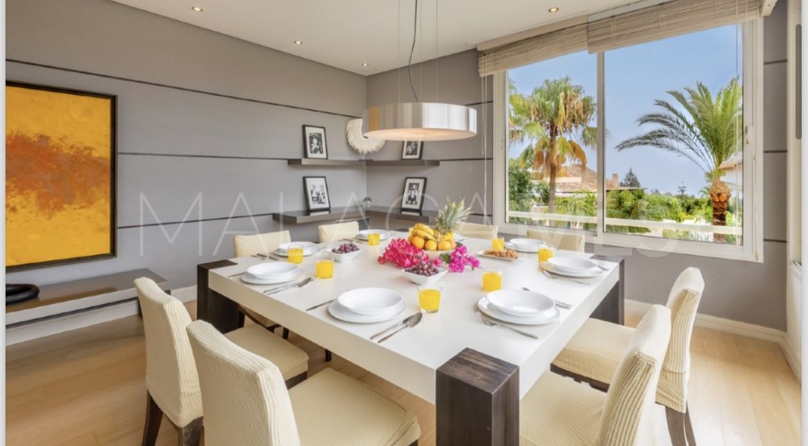 3 bedrooms duplex penthouse for sale in El Retiro de Nagüeles