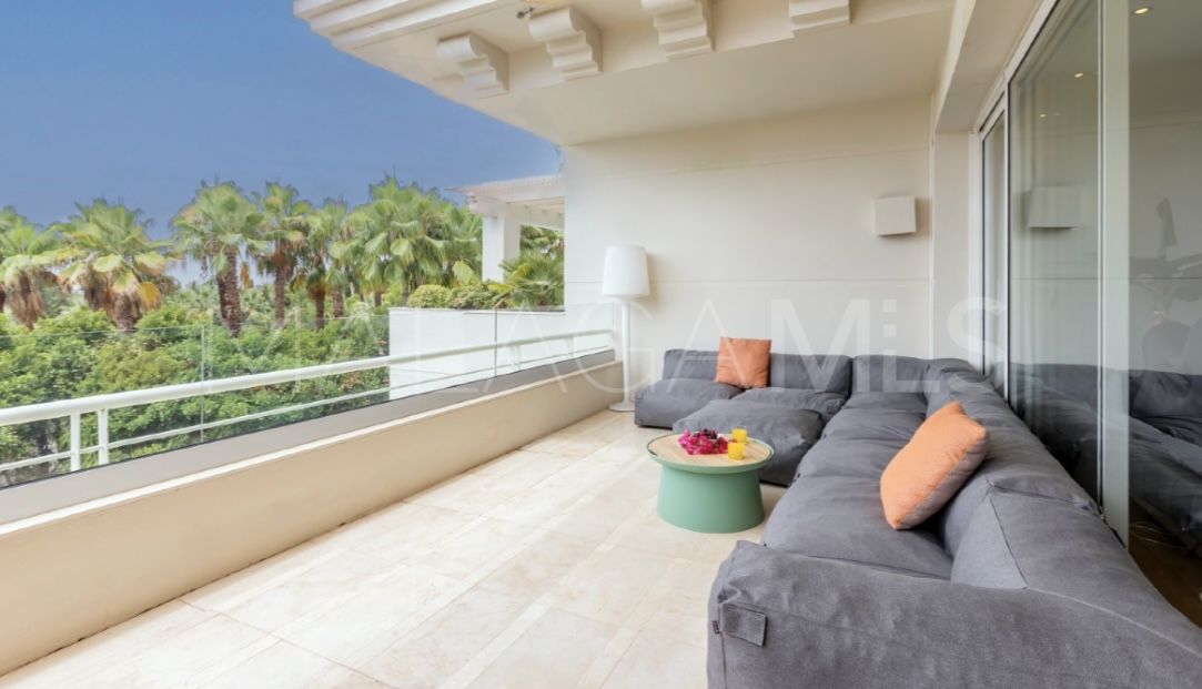 3 bedrooms duplex penthouse for sale in El Retiro de Nagüeles