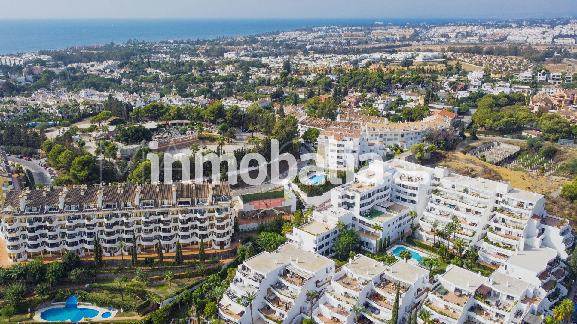 Jardines de Andalucia apartment for sale