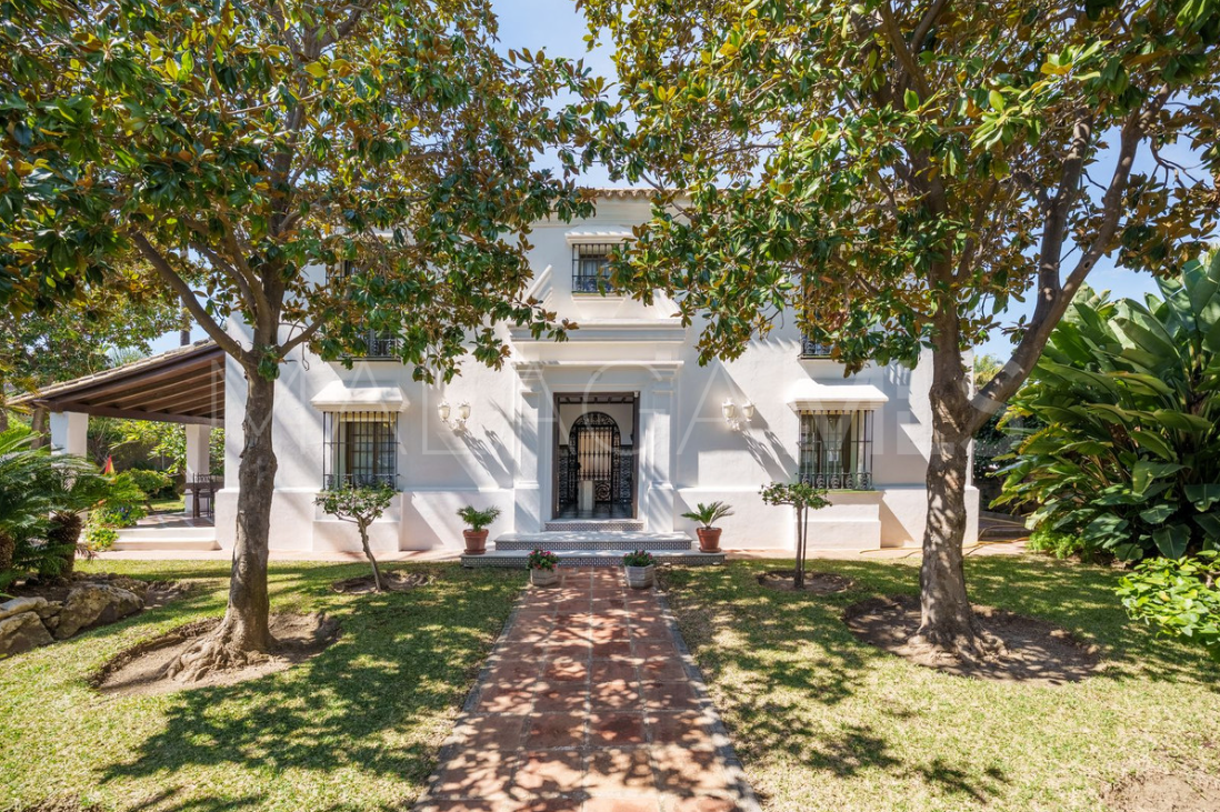 Villa in Cortijo Blanco for sale
