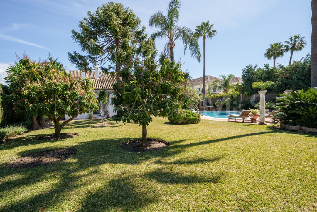 Villa in Cortijo Blanco for sale