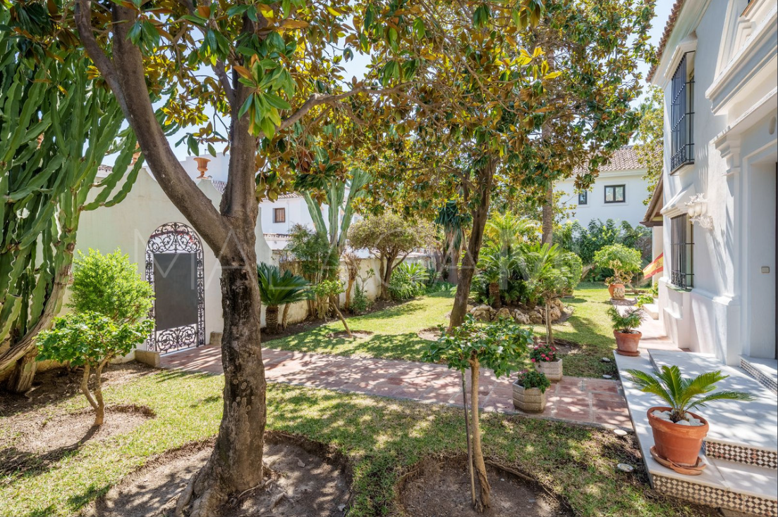 Villa in Cortijo Blanco for sale