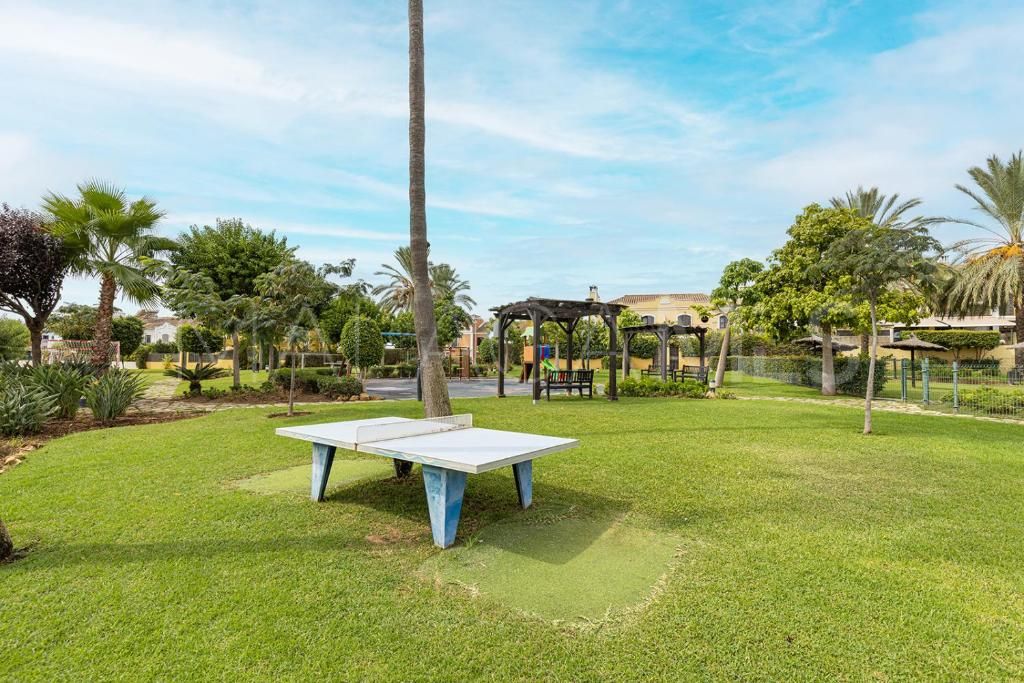 For sale Guadalmina Alta 4 bedrooms town house